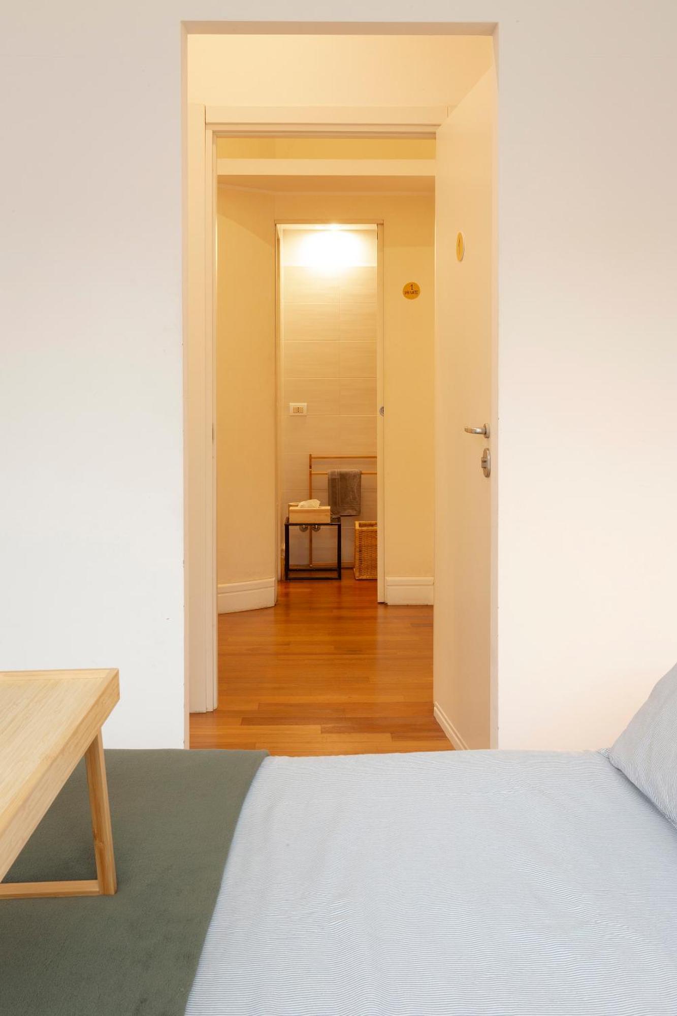 Vittore Rooms & Apartment Милано Екстериор снимка